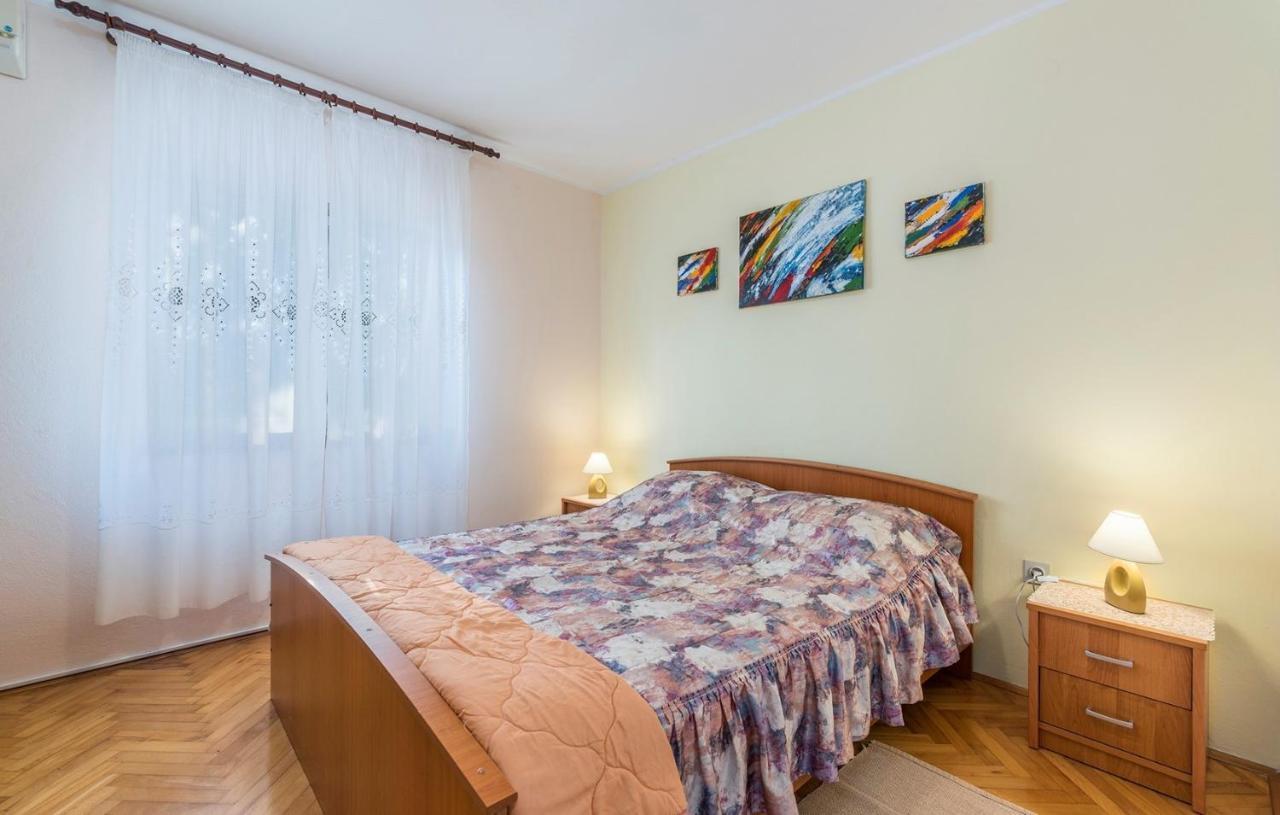 Ferienhaus Zora With Whirlpool Sveti Lovreč Pazenatički Exterior foto